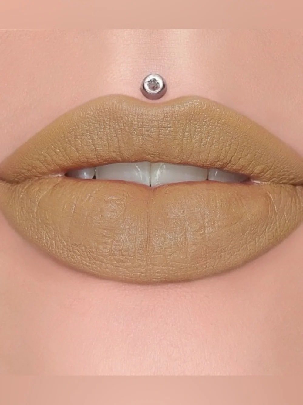 Jeffree Star Velvet Trap Lipstick in Unphased NEW NO BOX (discontinued)!